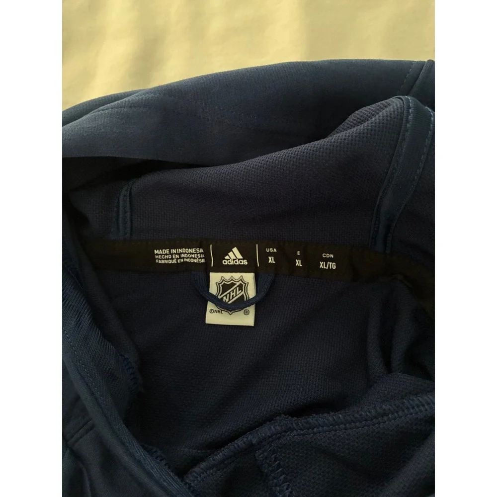 Men's XL NWOT Montreal Canadiens adidas Navy Reverse Retro‎ Pullover Hoodi